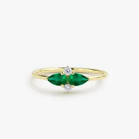 14K Gold Pear Shape Emerald and Diamond Cluster Ring