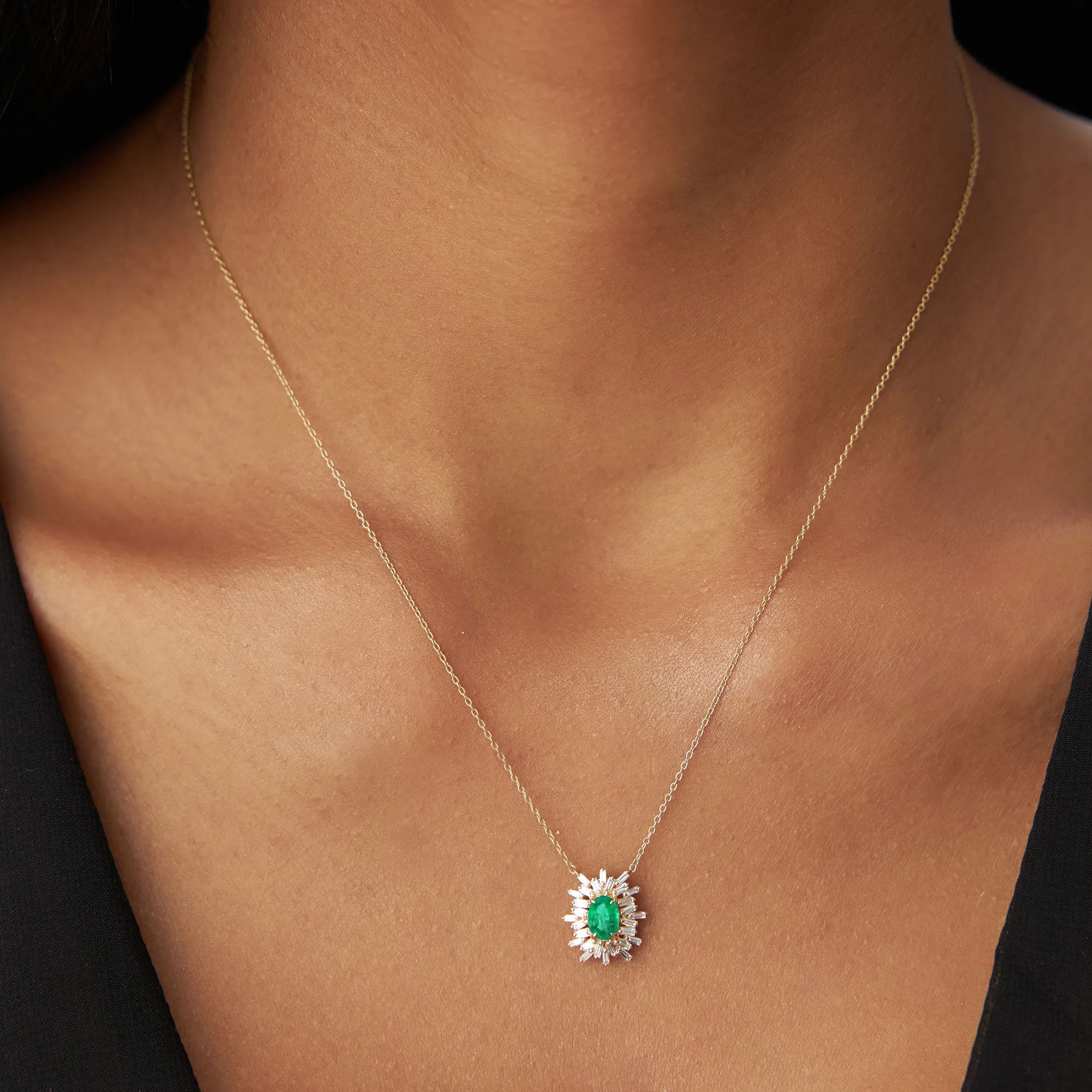 14k Oval Shape Emerald Necklace with Ballerina Baguettes