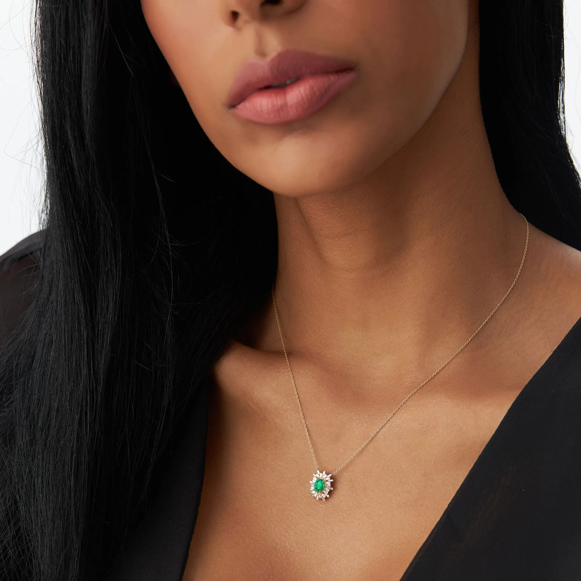 14k Oval Shape Emerald Necklace with Ballerina Baguettes