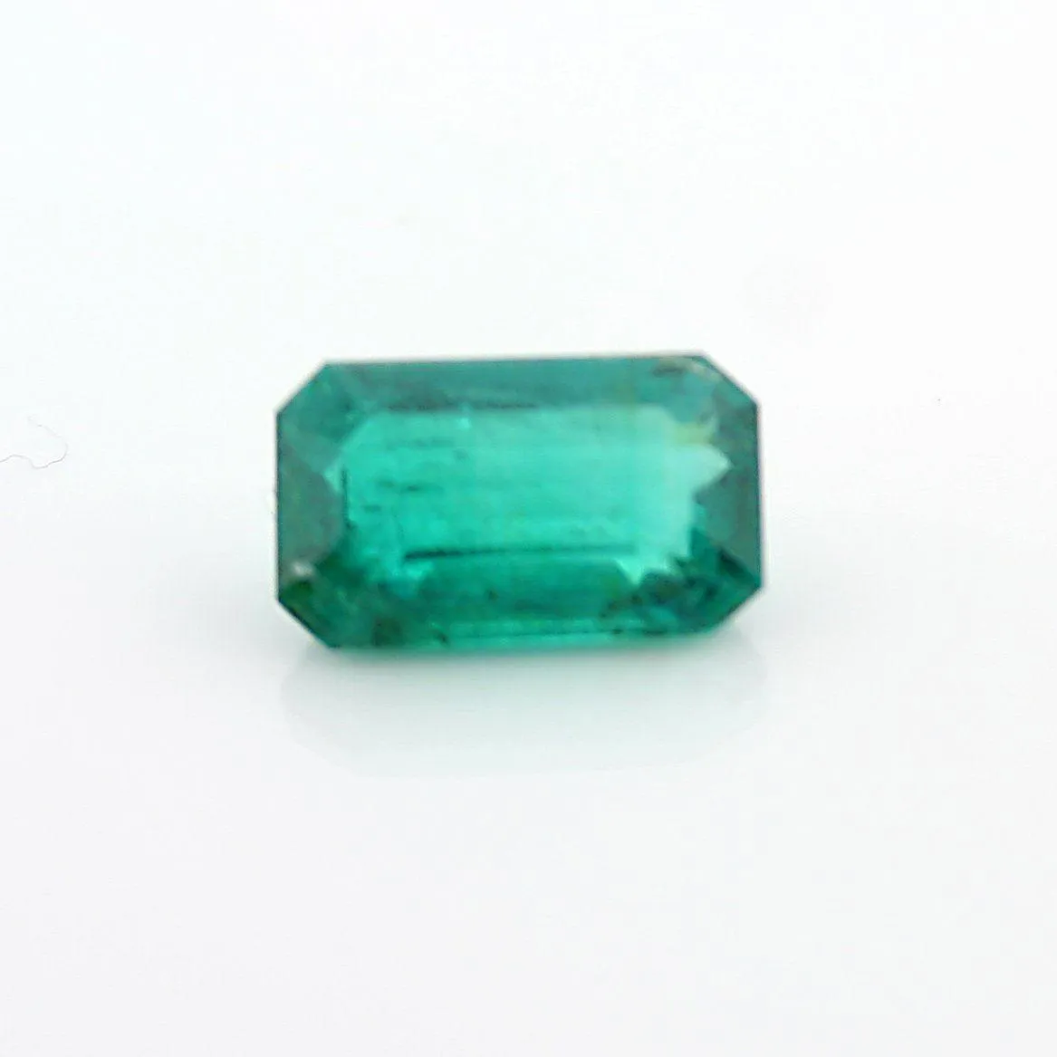 3.75 carat Medium Green Emerald Loose Gemstone