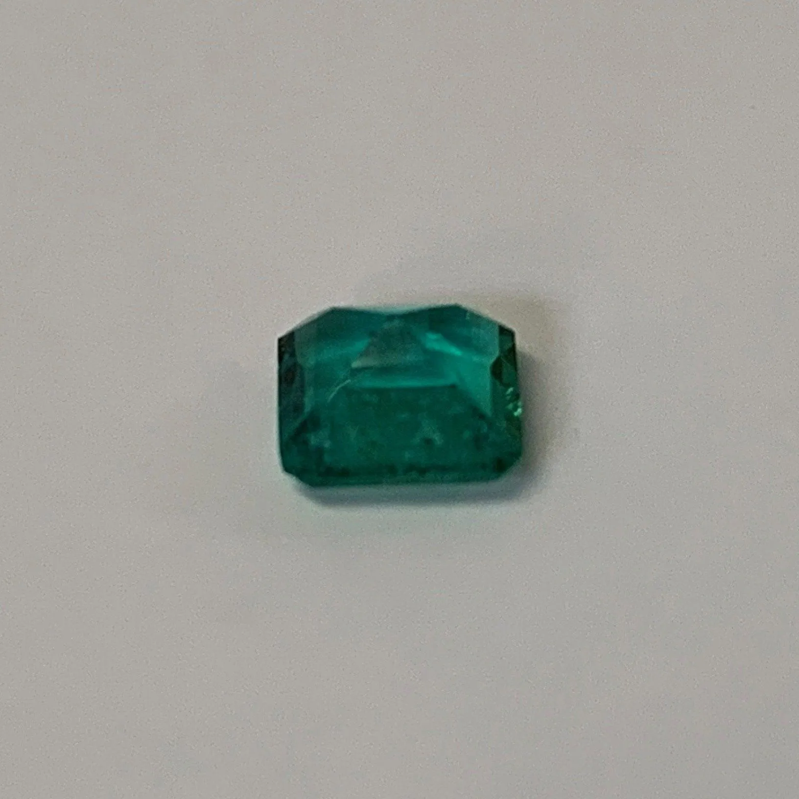 Cushion Cut Green Emerald Loose Gemstone 0.47 carat