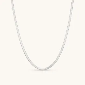 Fine Herringbone Necklace In Silver