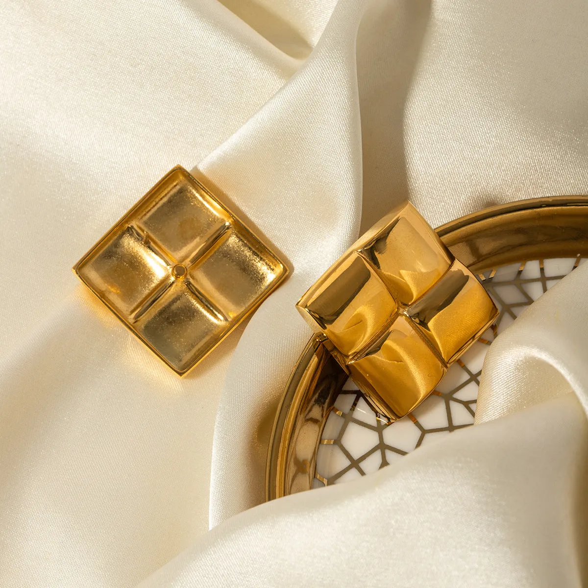 Geometria Earrings