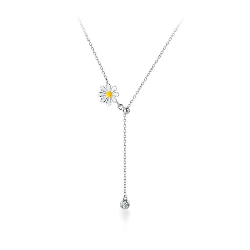 Live Like It's Spring Daisy Necklace