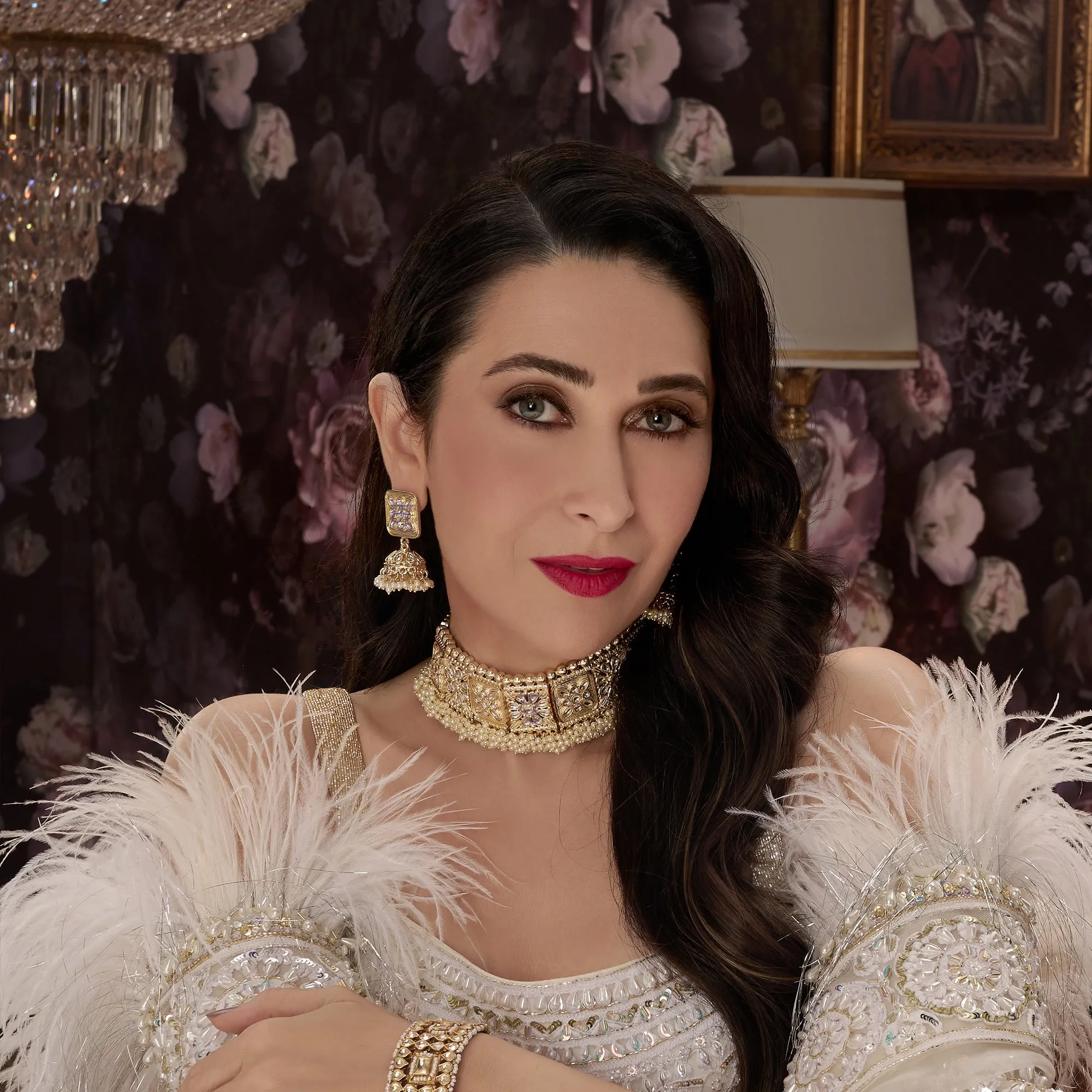 Sukkhi Adorable Gold Plated Kundan & Pearl Choker Necklace Set Worn By Karisma Kapoor