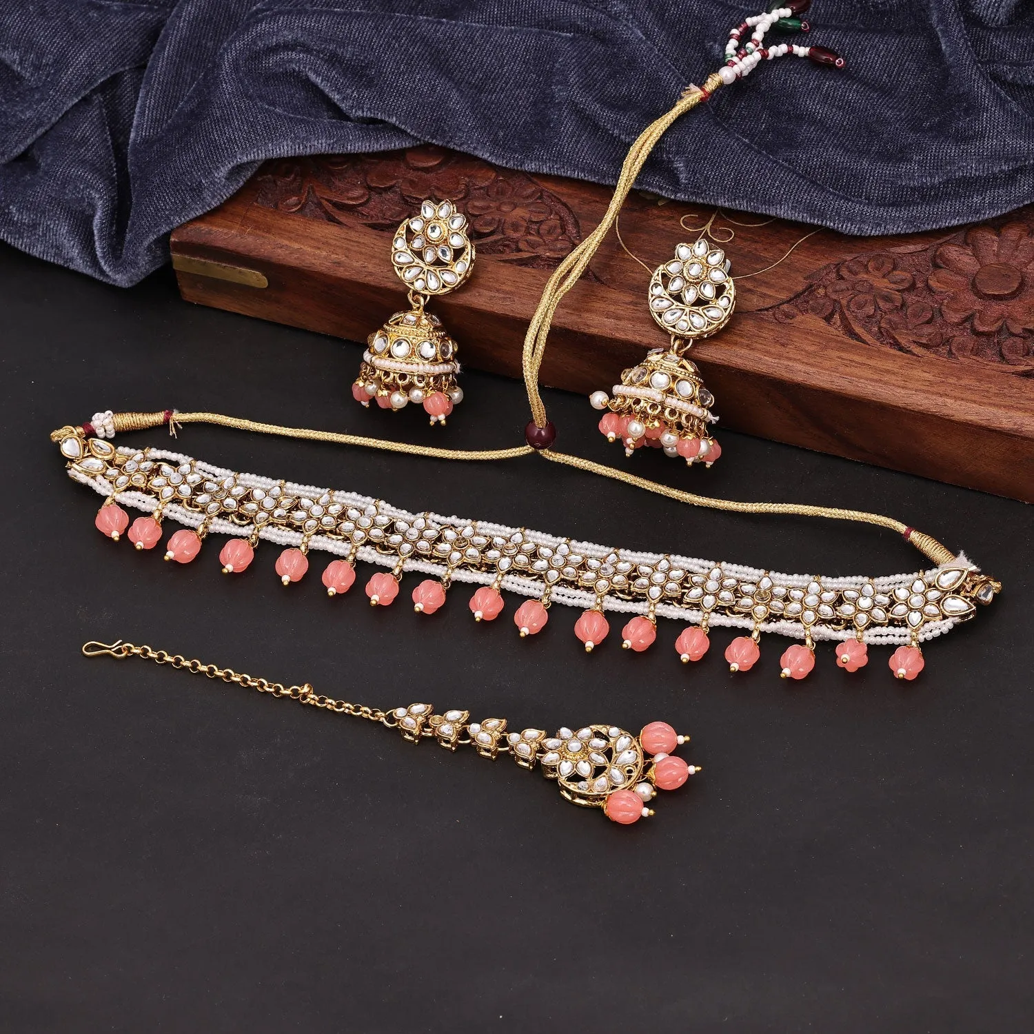 Sukkhi Artistically Choker Kundan & Pearl Pink Gold Plated Necklace Set For Women